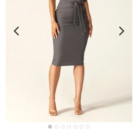 Alieva Dolly elegant dress large - Picture 2 of 11